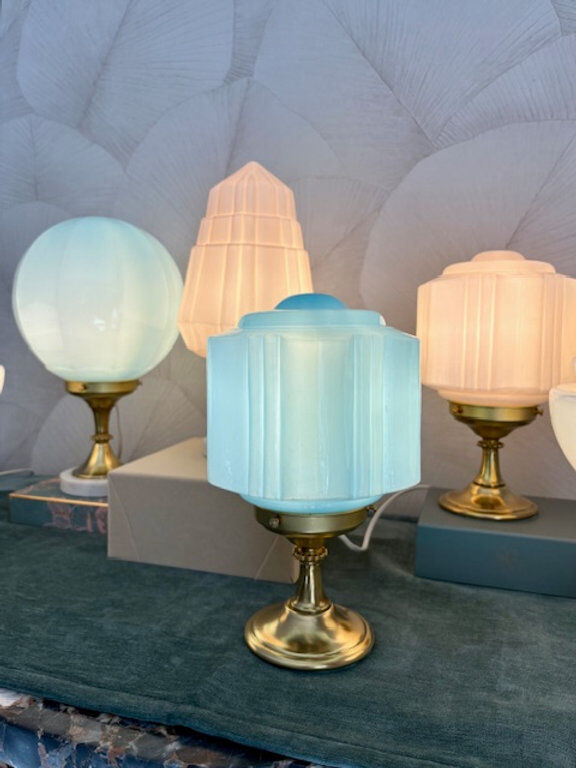Art Deco lamp from the 1930s in turquoise opaline.