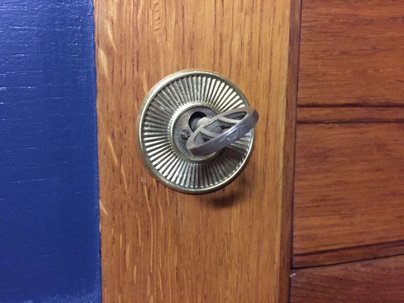 Buffet by René Gabriel