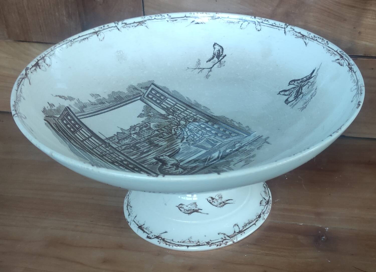 Old fruit bowl terre de fer hb & cie/tableware/sepia