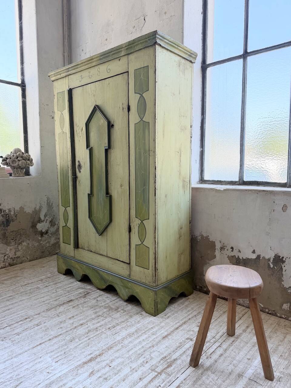 Armoire polychrome alsacienne 1800