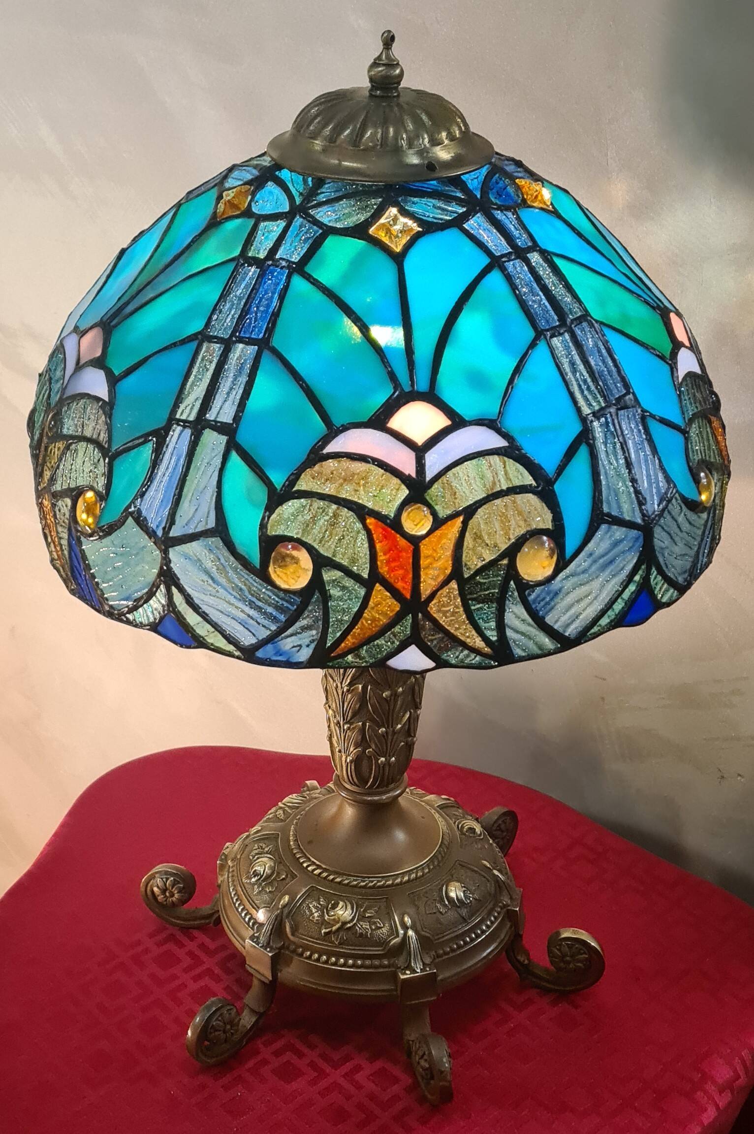 antique solid bronze lamp and glass lampshade 47x32 6kg