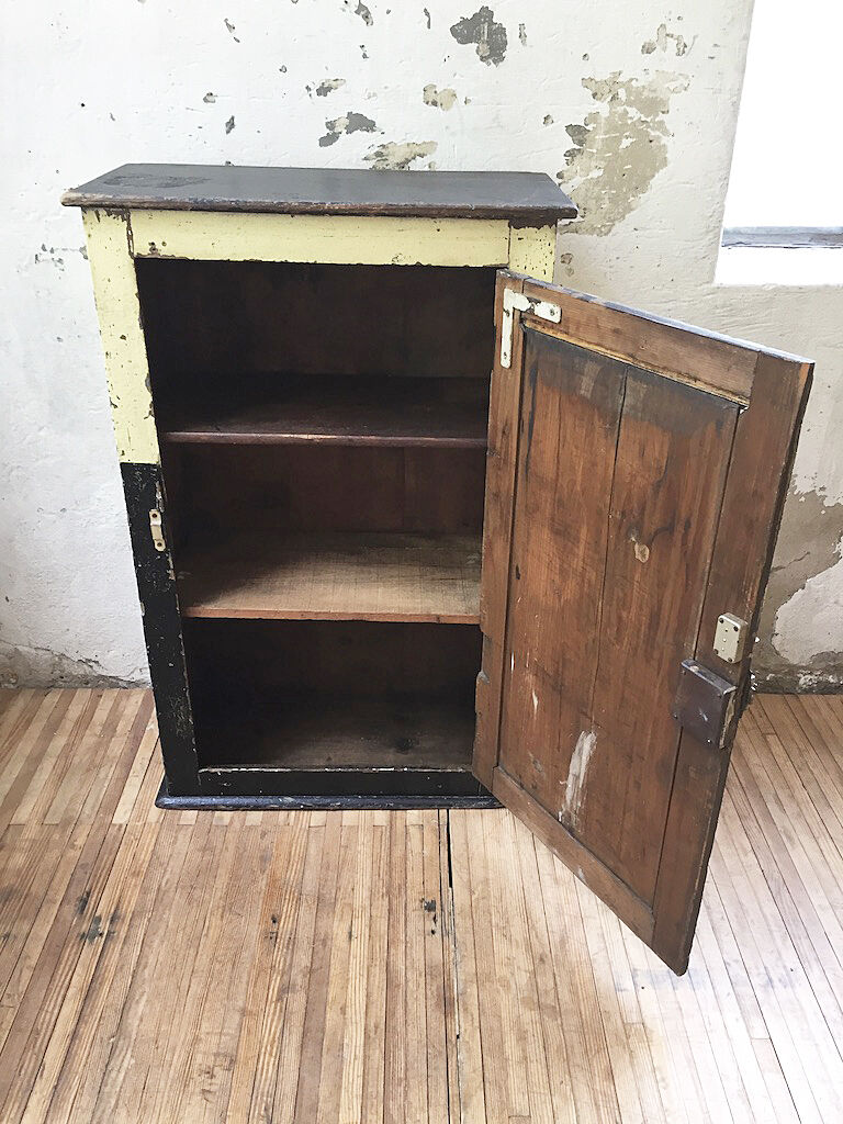 Patinated workshop furniture