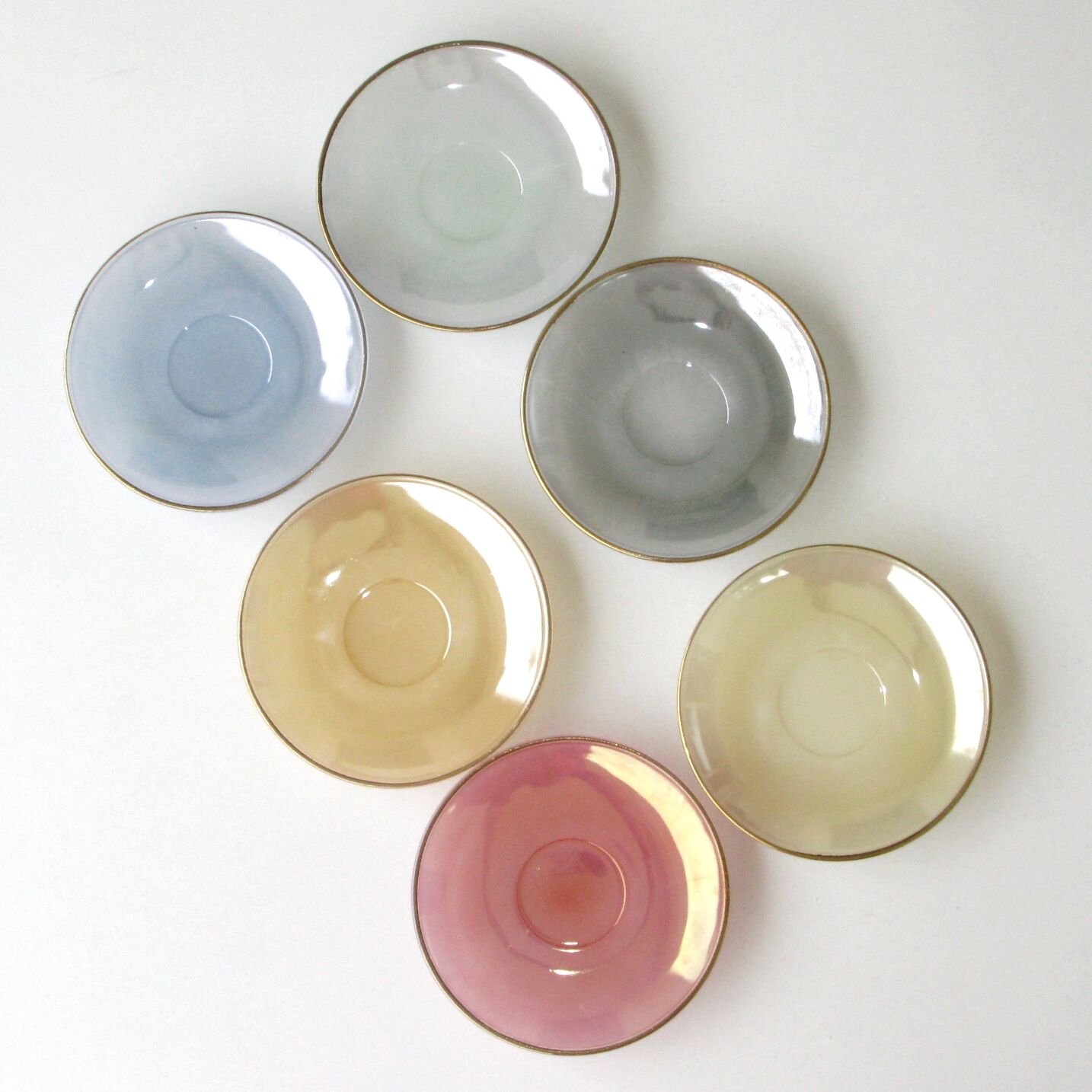 Iridescent Opaline Coffee Service Color – 6 Cups and 6 Under Cups Mod. Harlequin