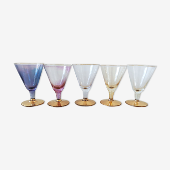 Series of 5 small glasses with golden foot