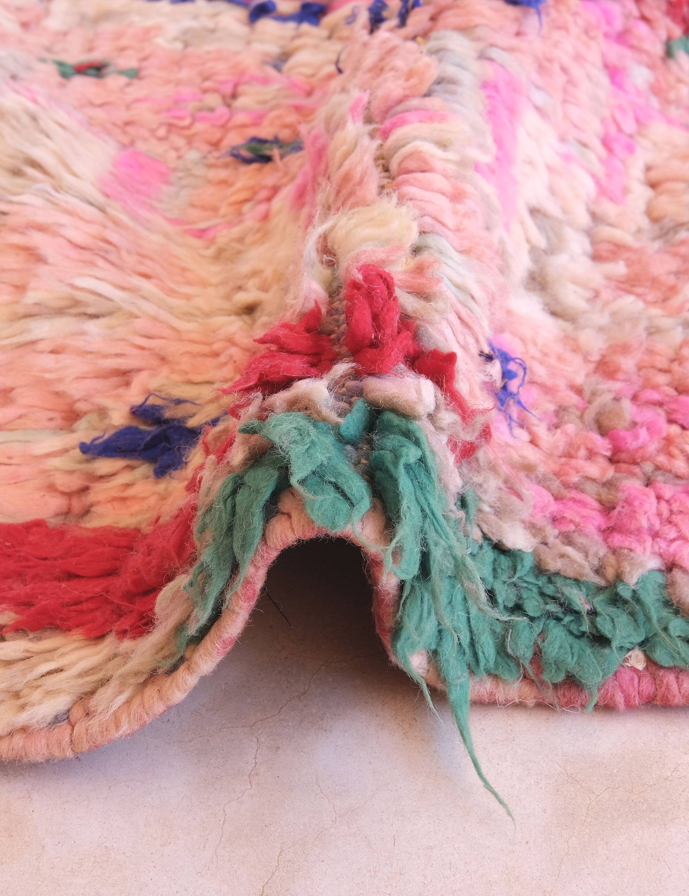 Pink Berber rug - 272 x 107 cm