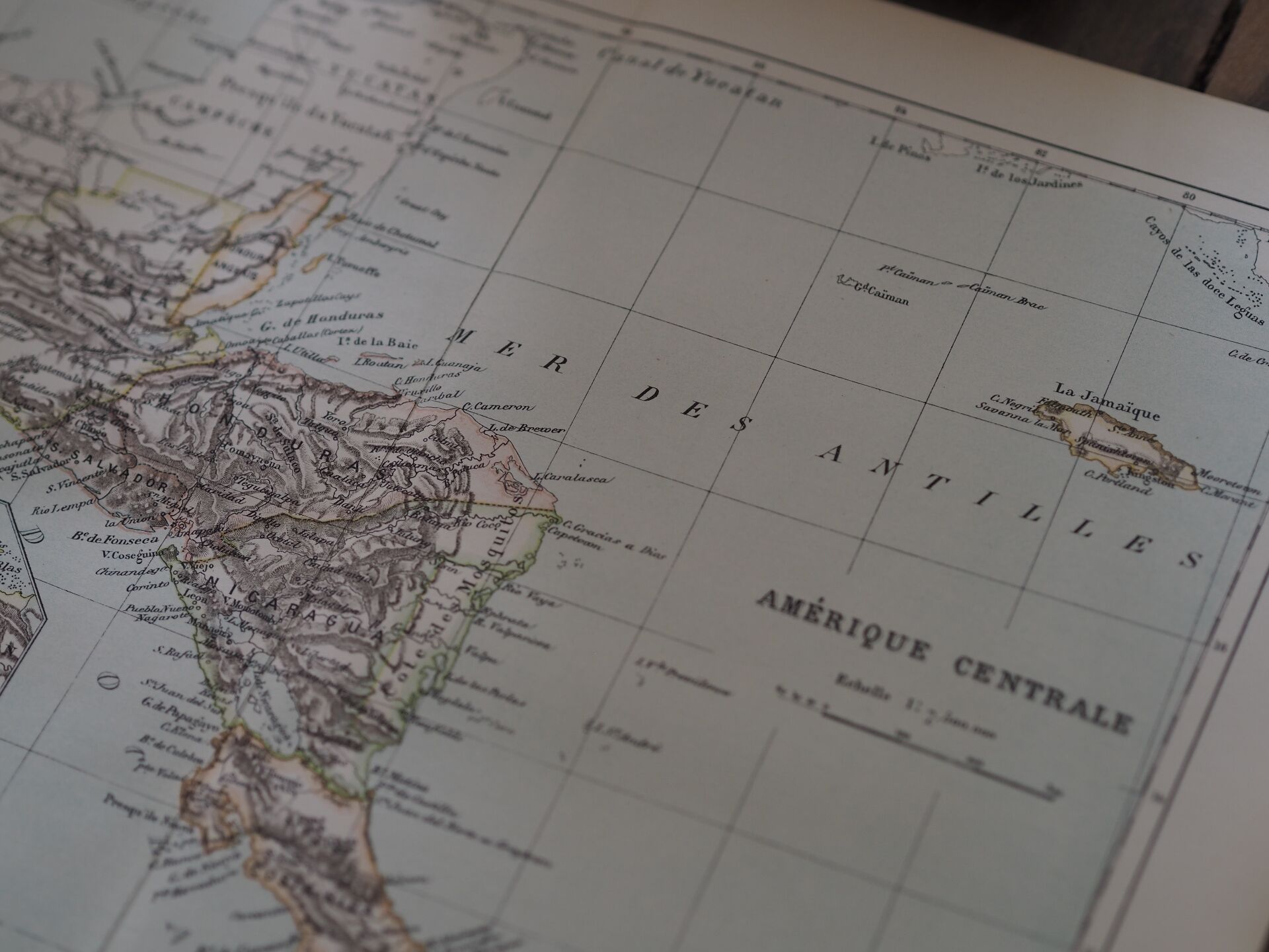 Central America, old map 1887 – Vintage geographical map.