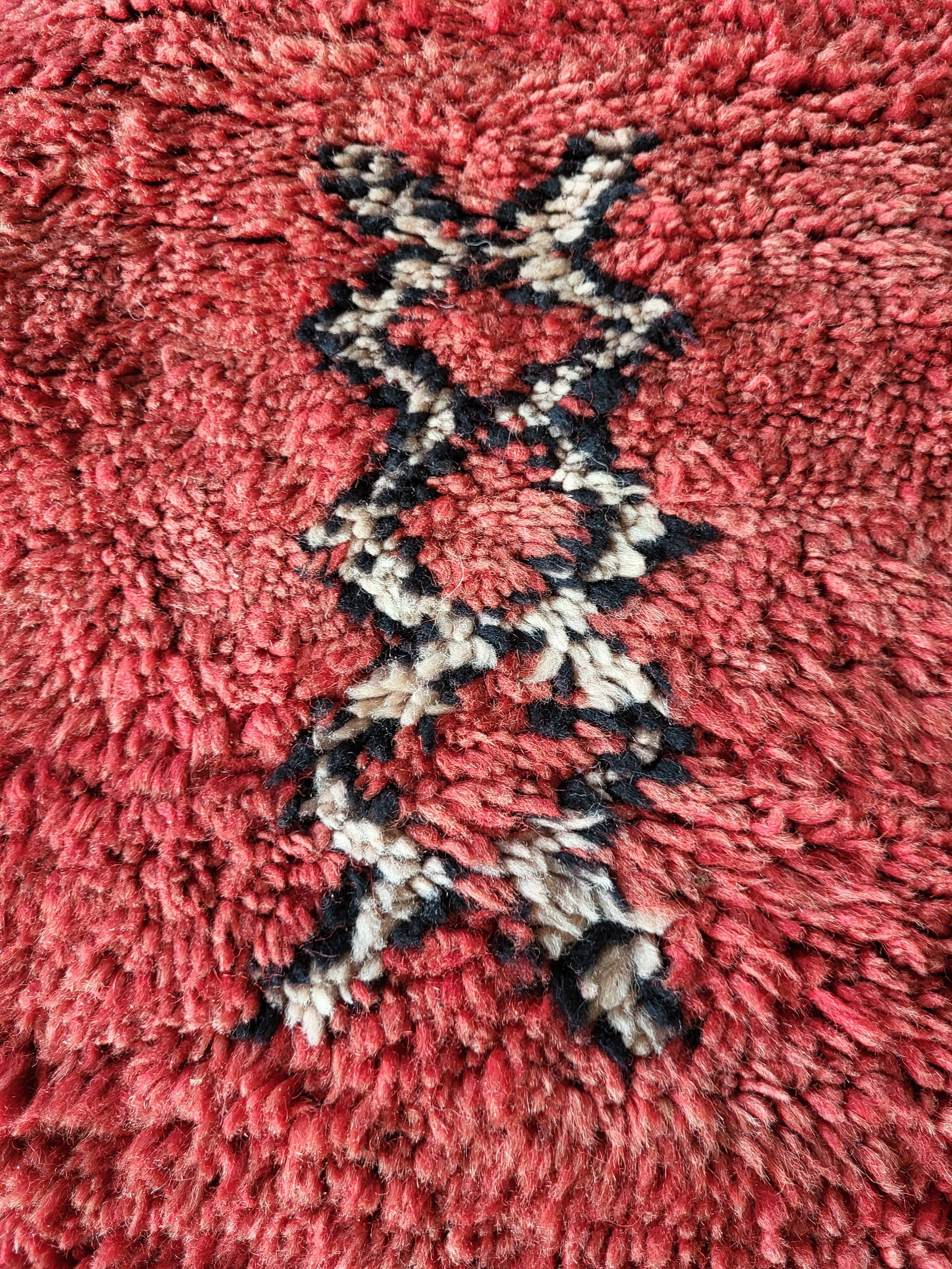 Vintage boujaad red carpet