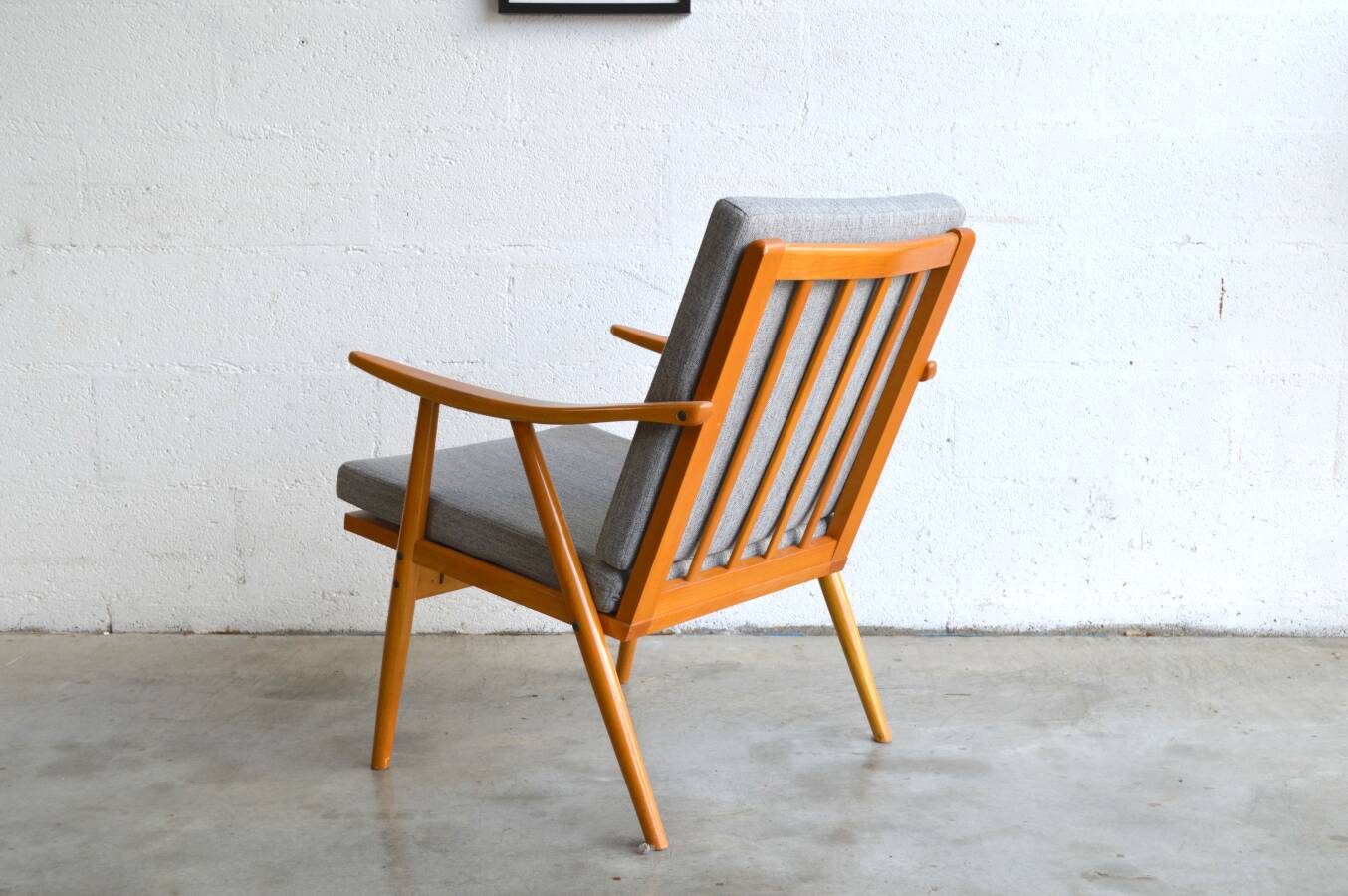Thonet armchair model Boomerang