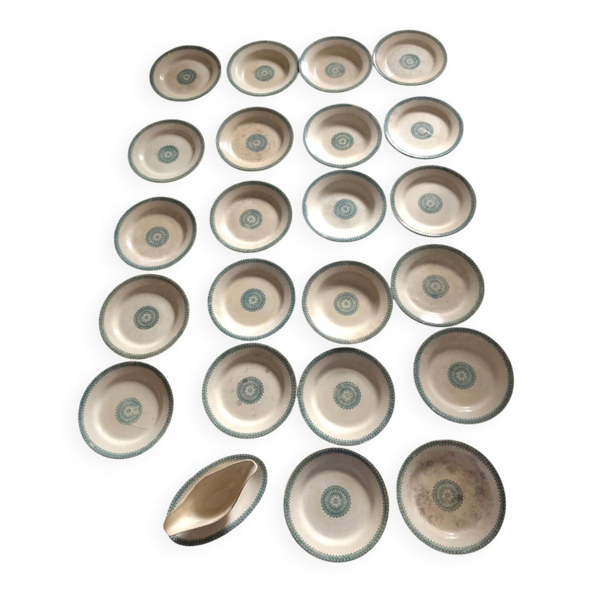 Creil and Montereau ironstone service 22 sauceboat plates