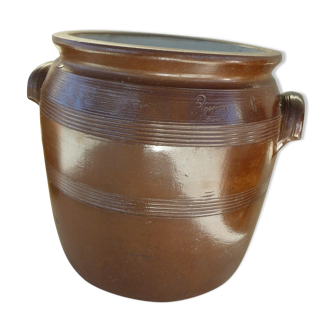 Old grease pot or candied stoneware pot