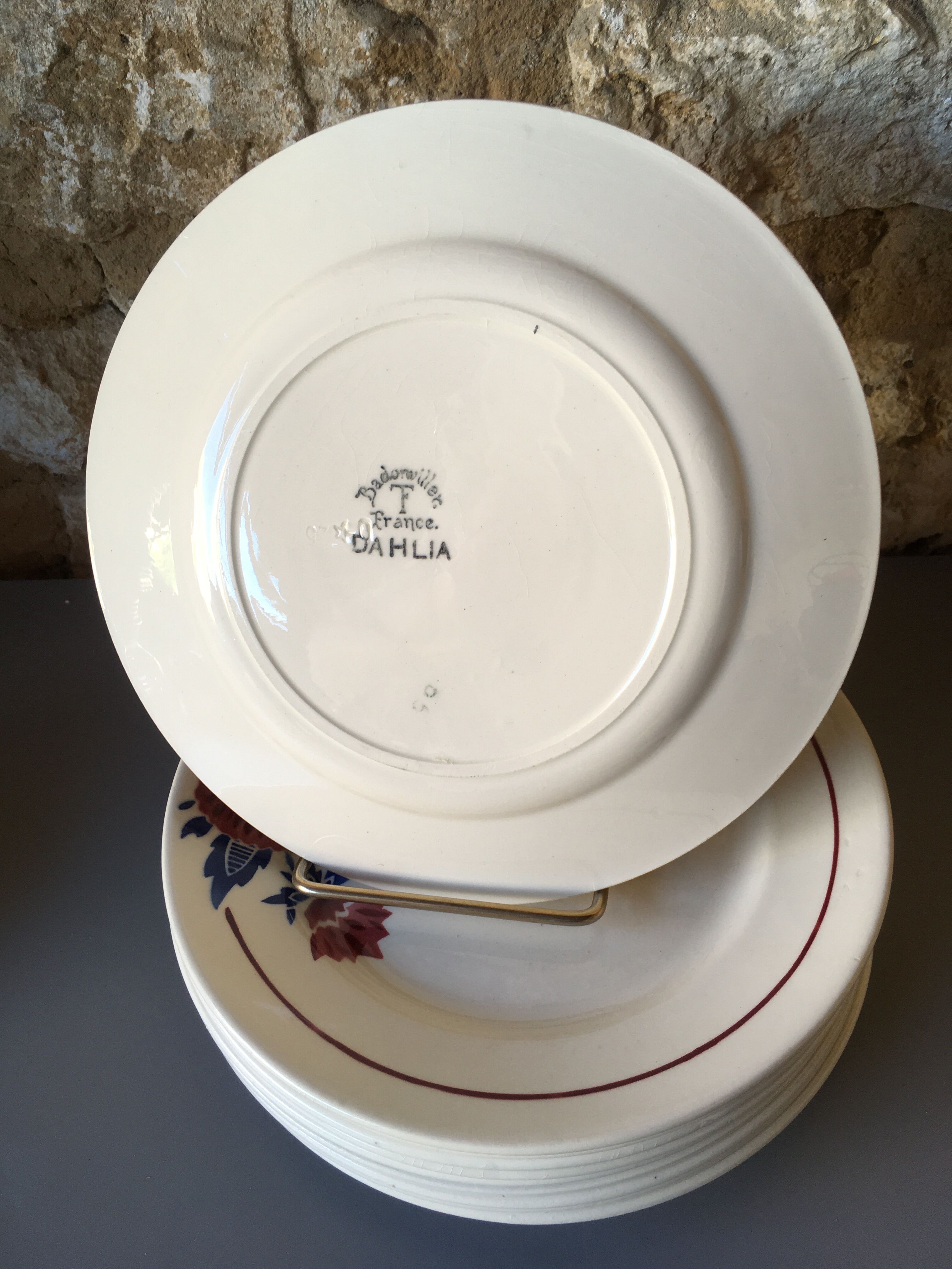 10 Dish of Badonvillers Dahlia model earthenware dessert