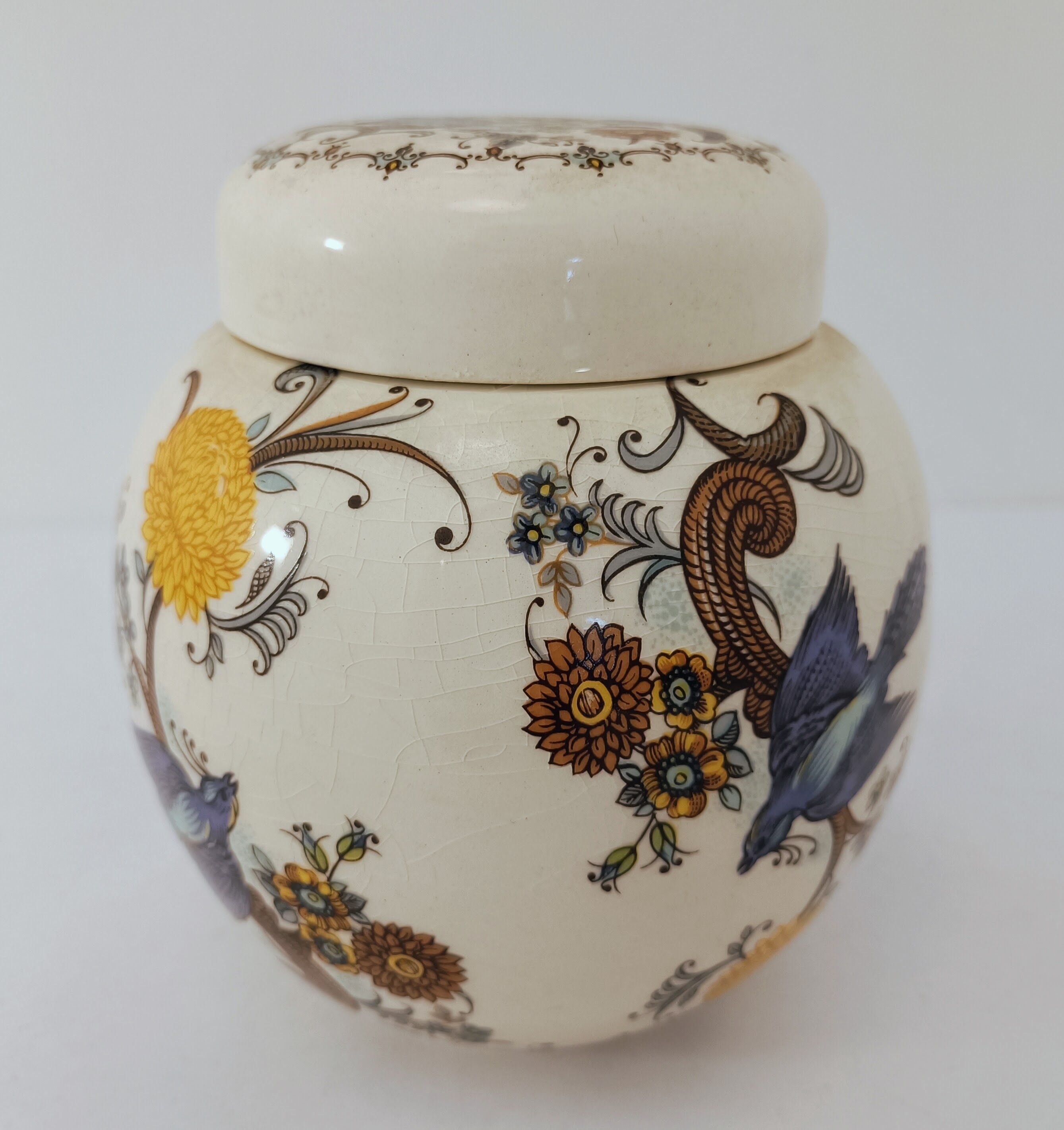 Sadler ceramic ginger pot with lid - Made in England