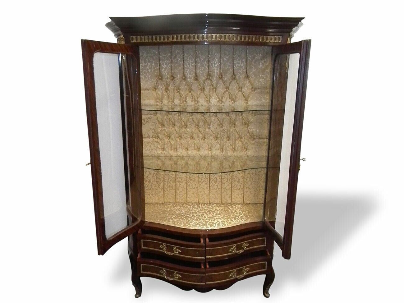 Vitrine style Louis XV