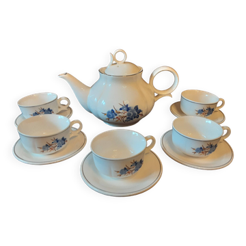 Asian porcelain tea or coffee set