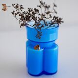 Mid-century modern Scandinavian art glass small vase by Po Ström for Alsterfors, Sweden