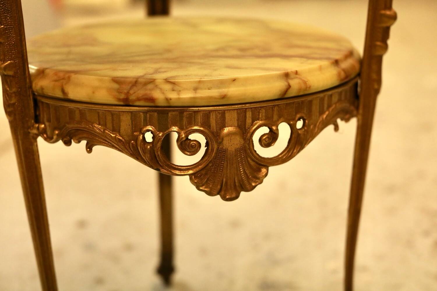 Antique gilded rococo gueridon with 2 onyx tops – Napoleon III