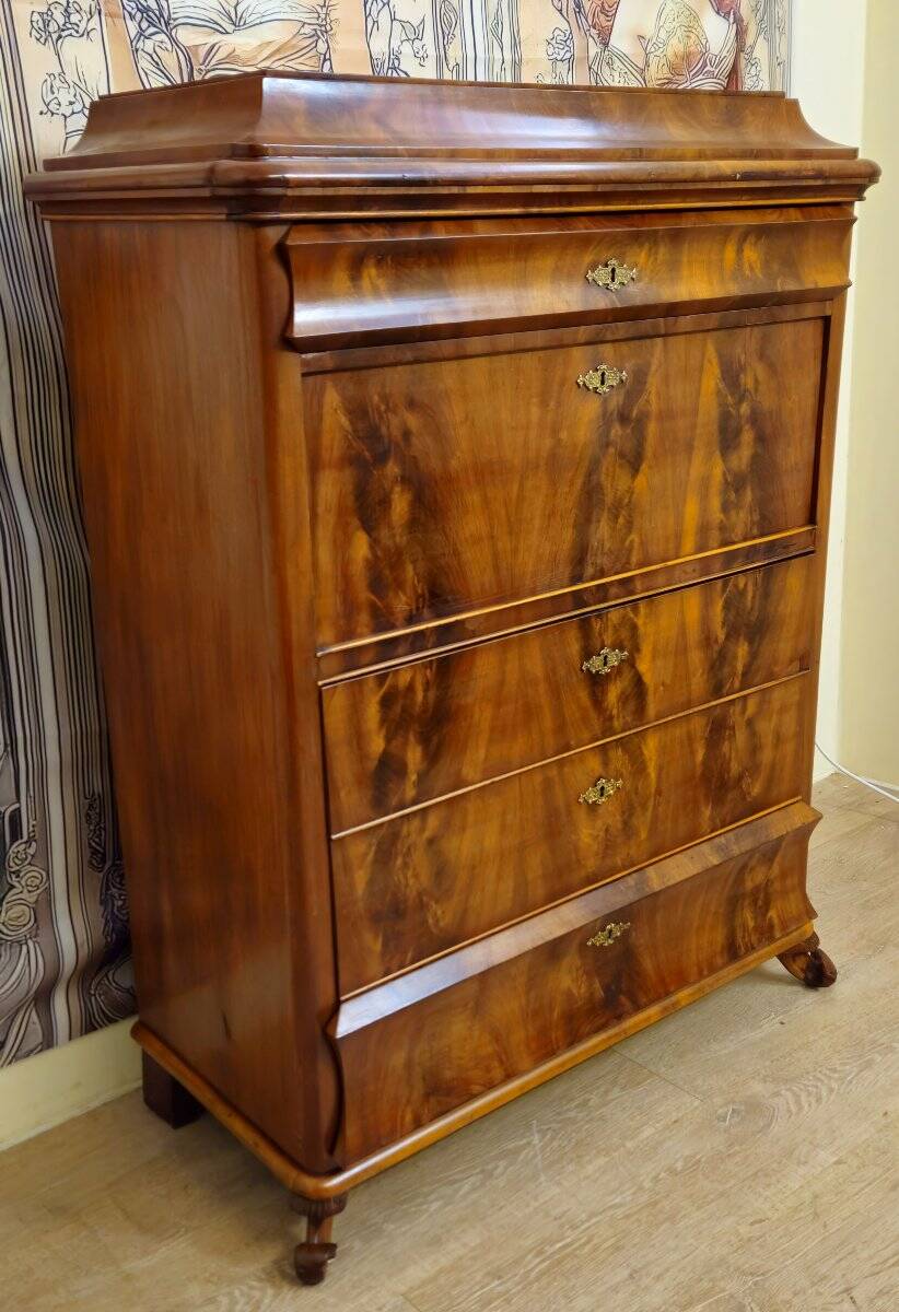 Secrétaire / scriban époque Bieidermeier en acajou flammé – XIXe siècle