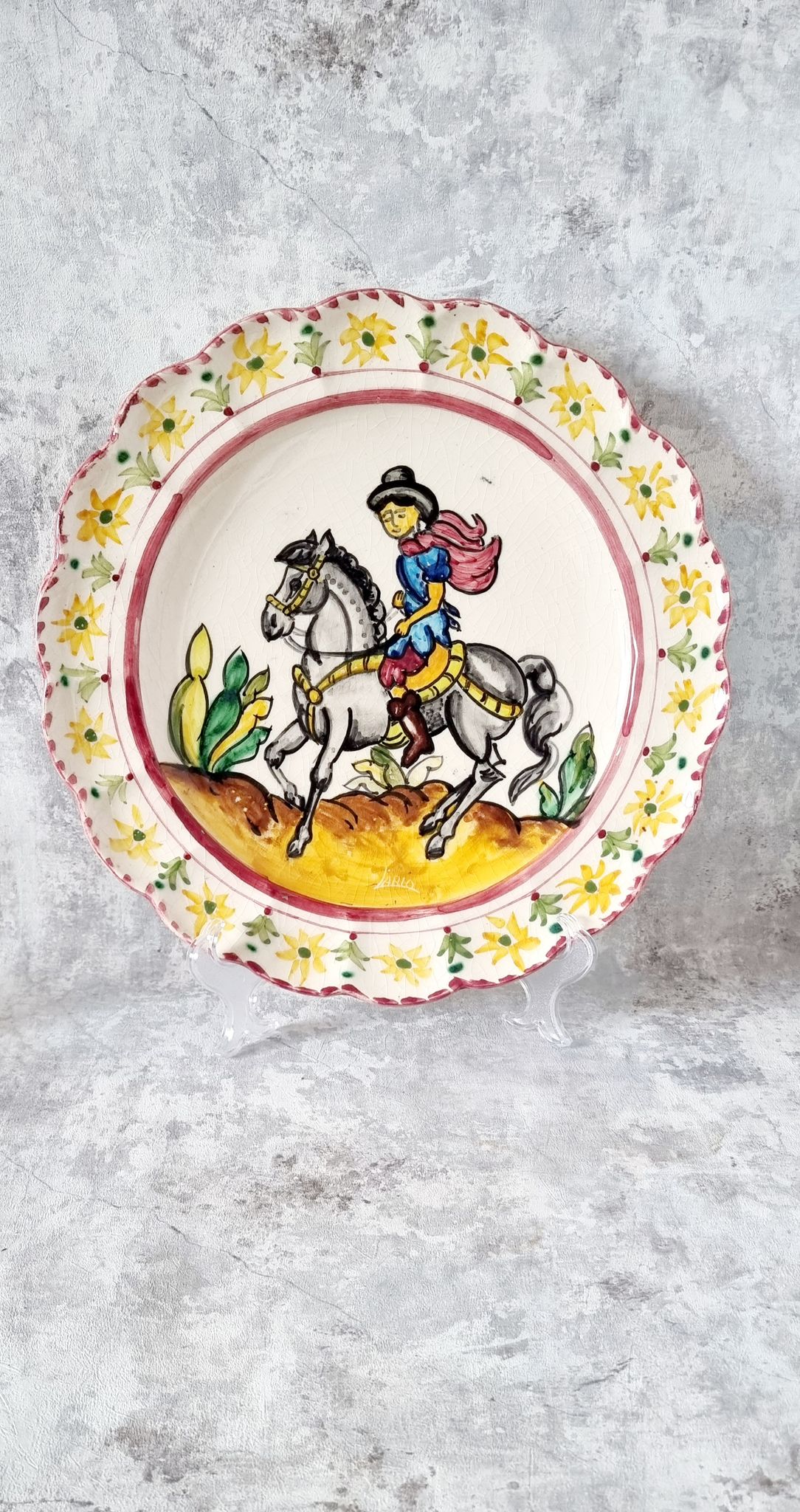 Old Spanish ceramic plate of the nineteenth century hand painted. Unique piece