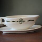 Saucier with saucer