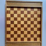 Old game of checkers and game of the goose