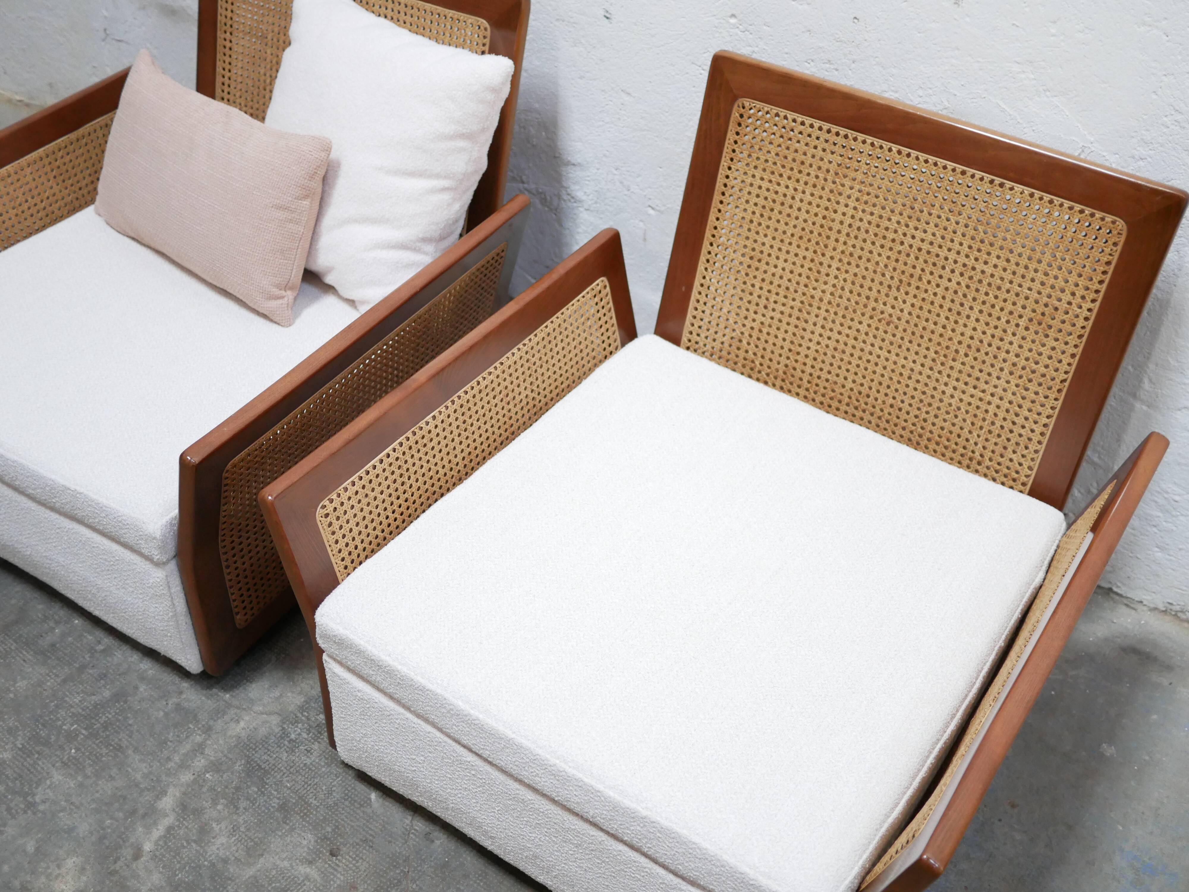 Fauteuil vintage en bois et cannage