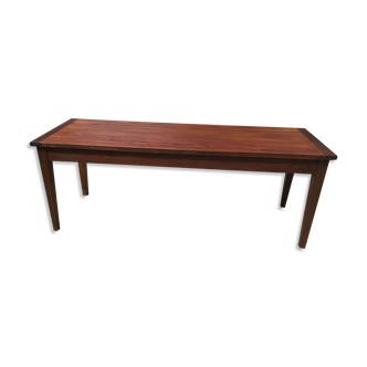 Farm table