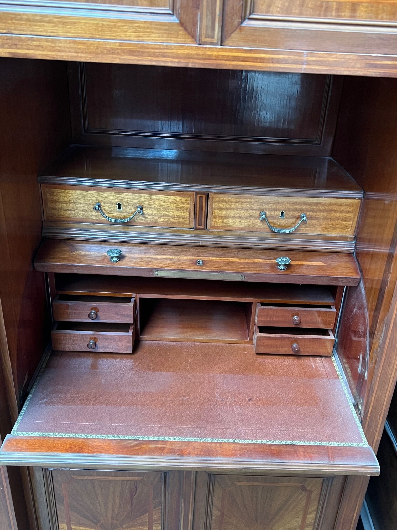 Wardrobe Rosel Manufacturer Brussels