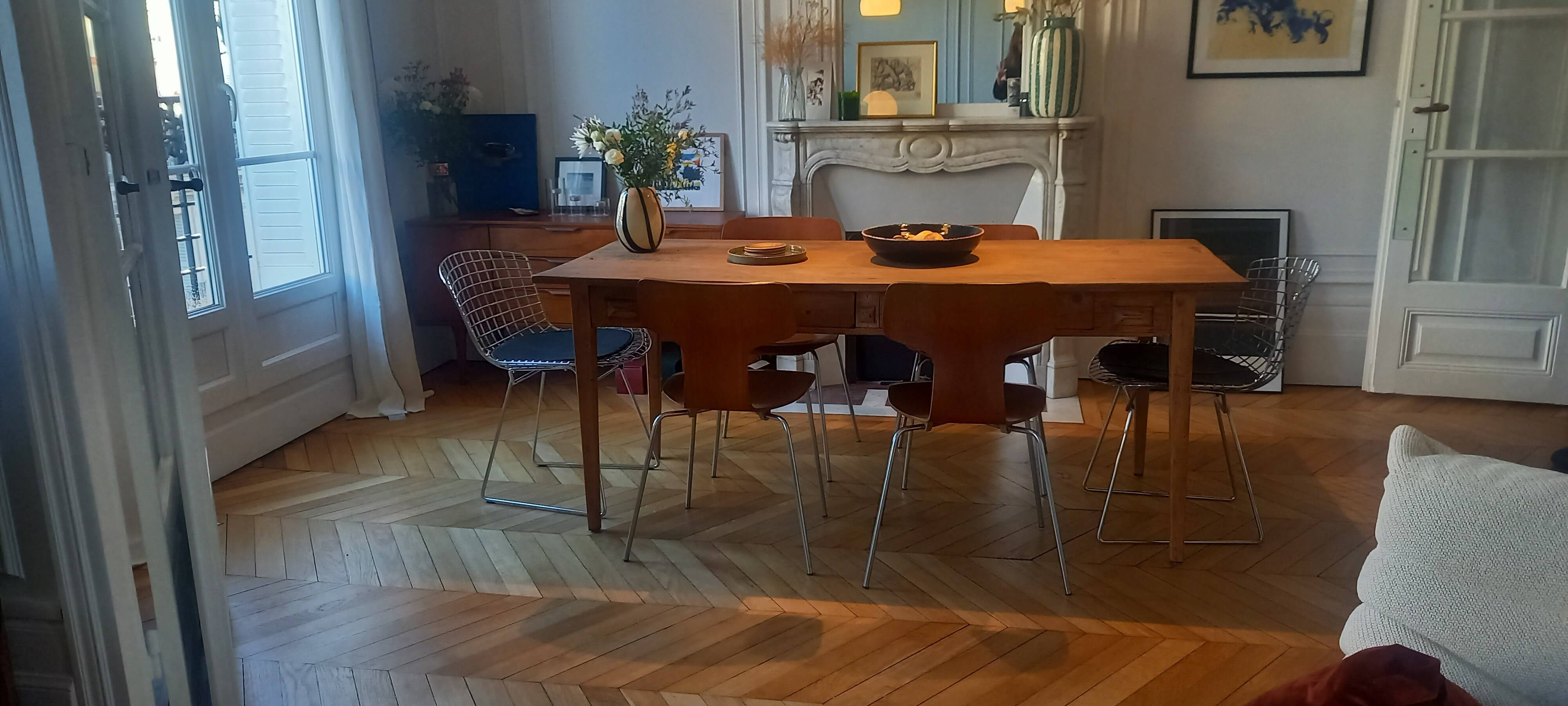 Lot de 4 Chaises Arne Jacobsen modèle Hammer