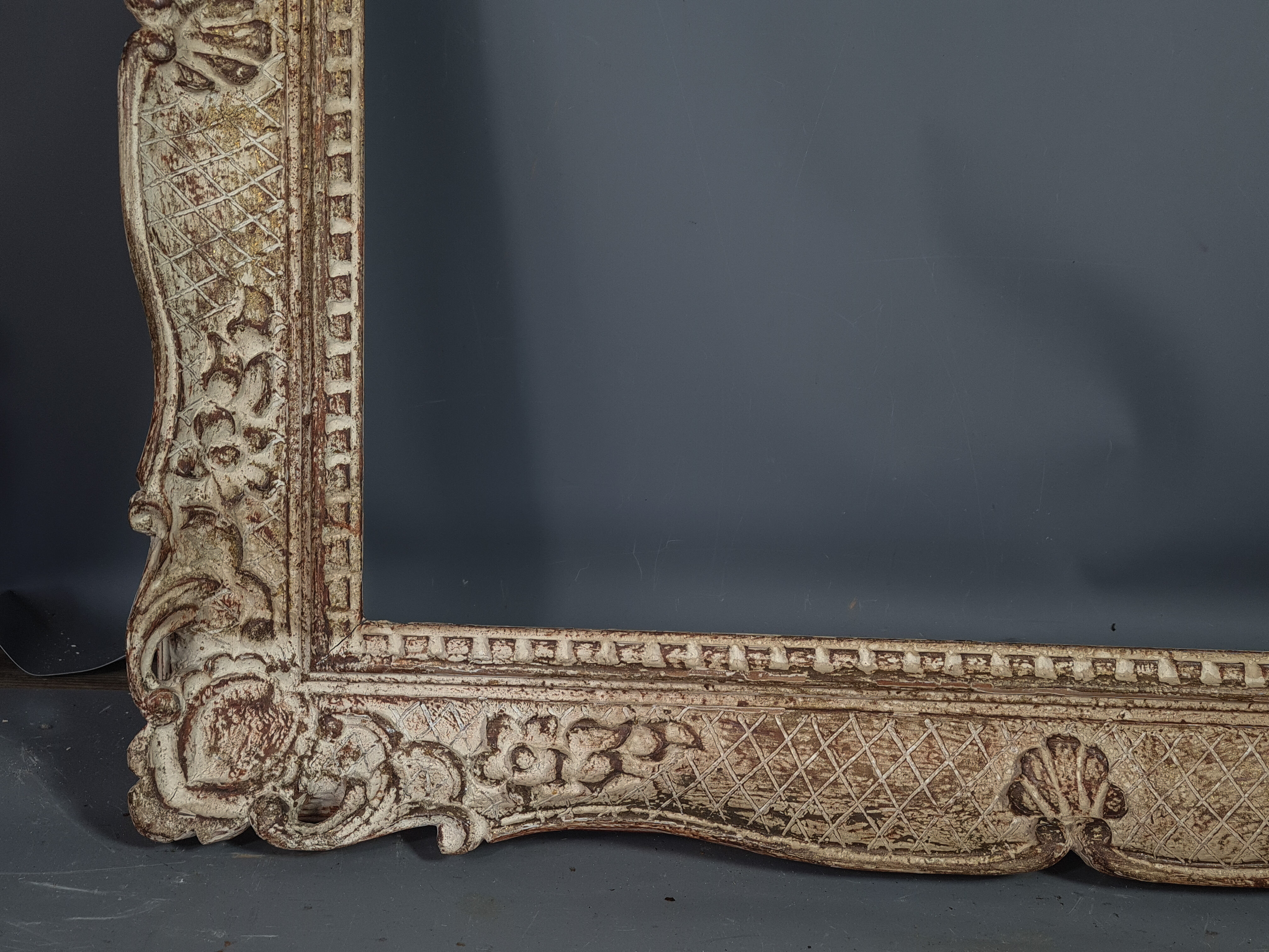 Old frame Montparnasse carved wood patinated 68x59 foliage 54.8x45 cm