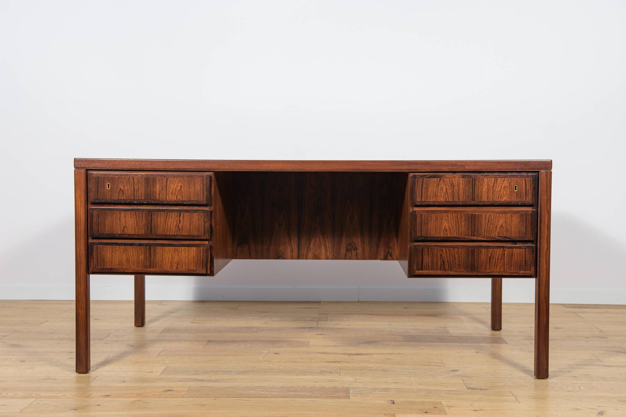 Mid-Century Model 77 Freestanding Desk in Teak from Omann Jun, 1960s
