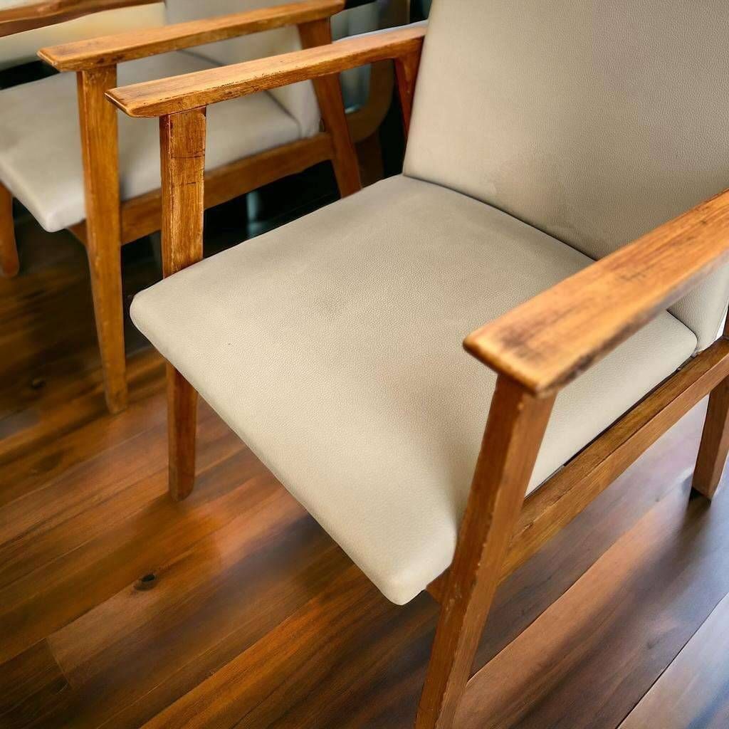 Suite de 2 fauteuils vintage / assises simples / assises club