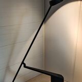 Desk lamp with rotating base and pendulum "Ala" by Guzzini