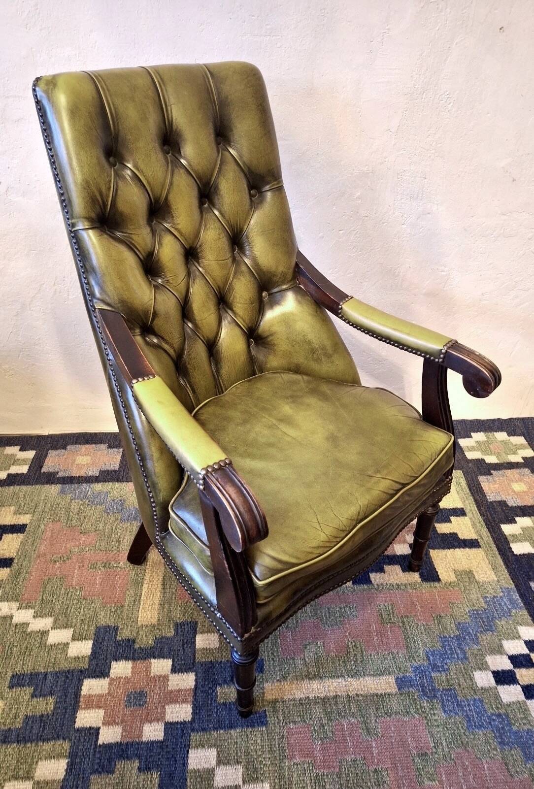 Tufted leather Chesterfield library chair, 1970s