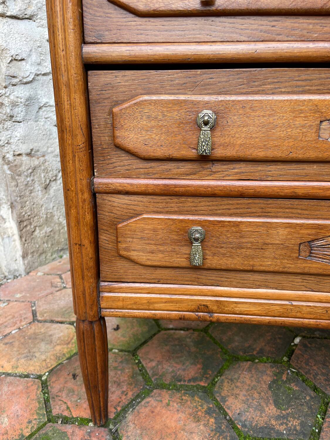 Vintage antique chest of drawers