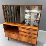 Buffet Jitona U-372/386 - design de Bohumil Landsman & Hubert Nepožitek