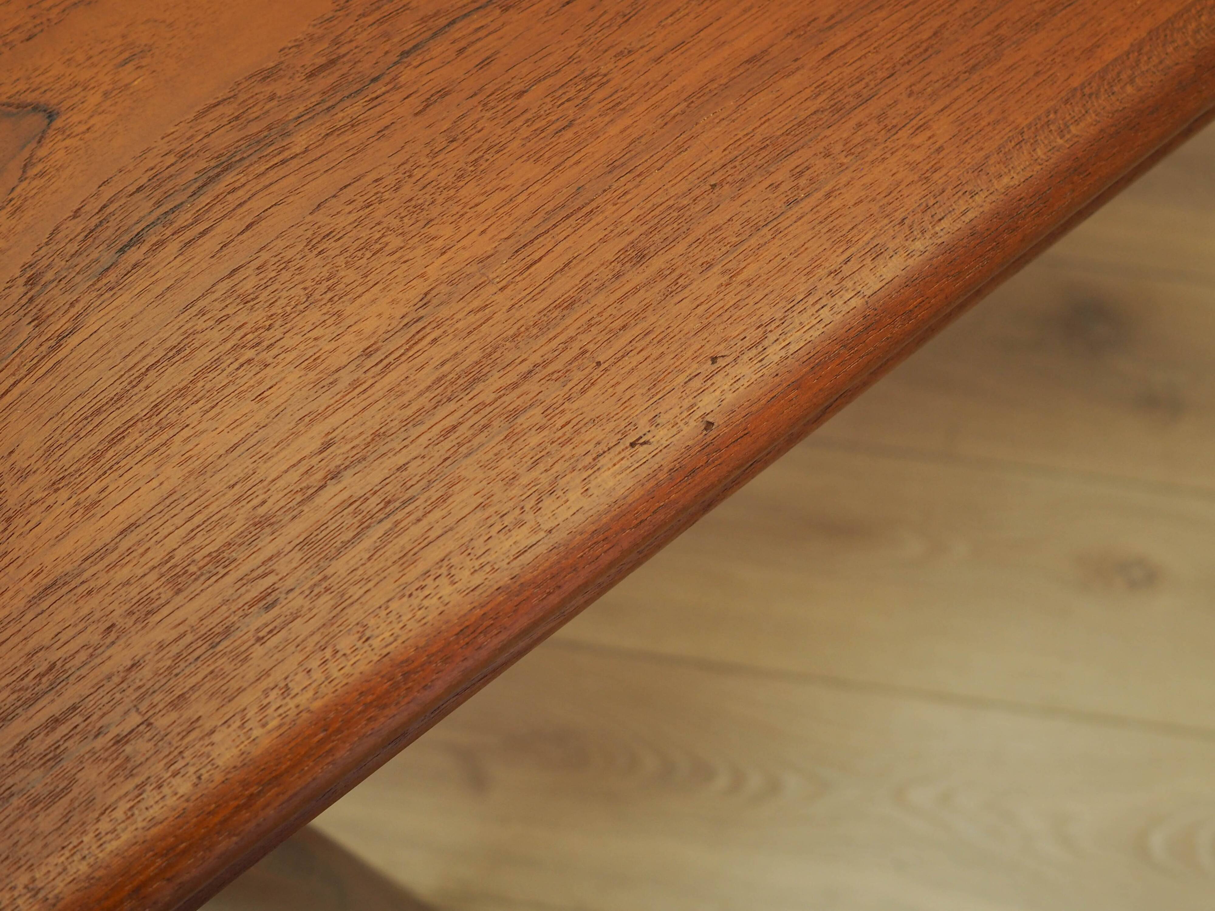 Table danoise extensible en teck, années 1970
