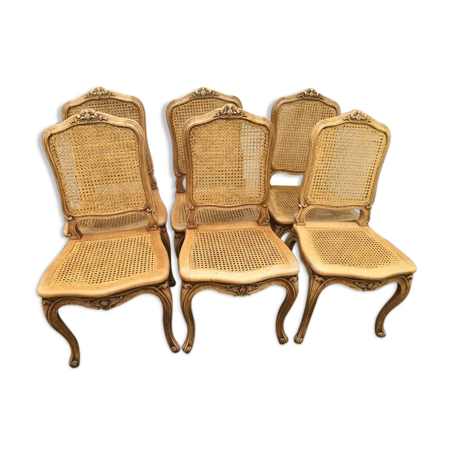 Series of 6 Chairs louis xv acanthus leaves and shell decapitated