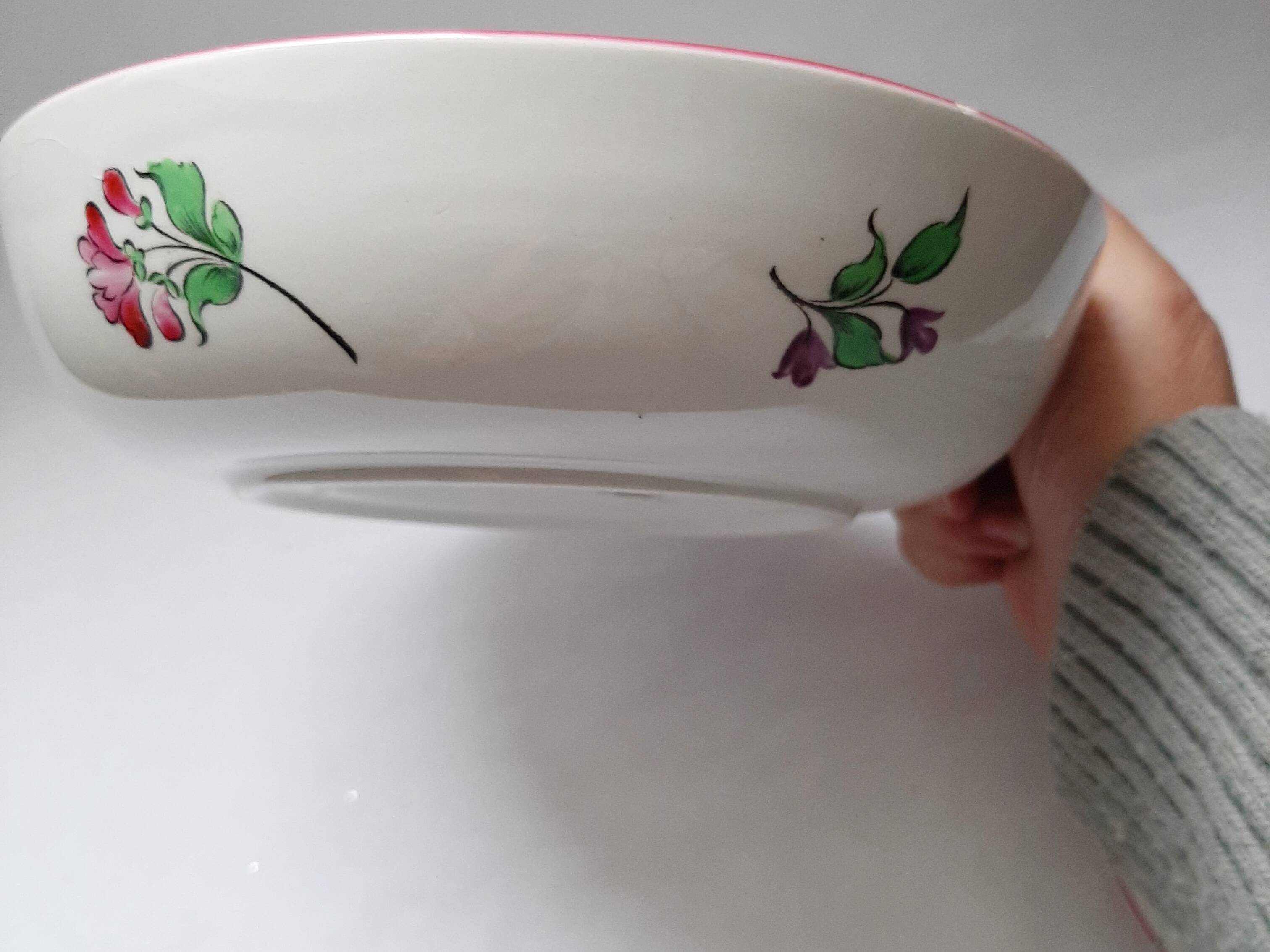 Large sweet jar in Lunéville earthenware.