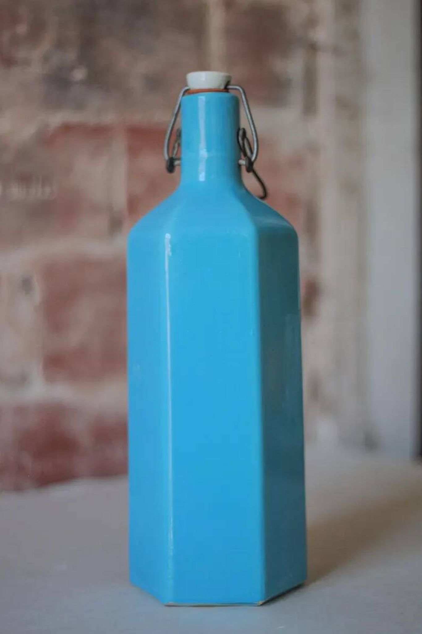 Bouteille de limonade en grès vernissé bleu , grès d'Alsace, poterie, collection