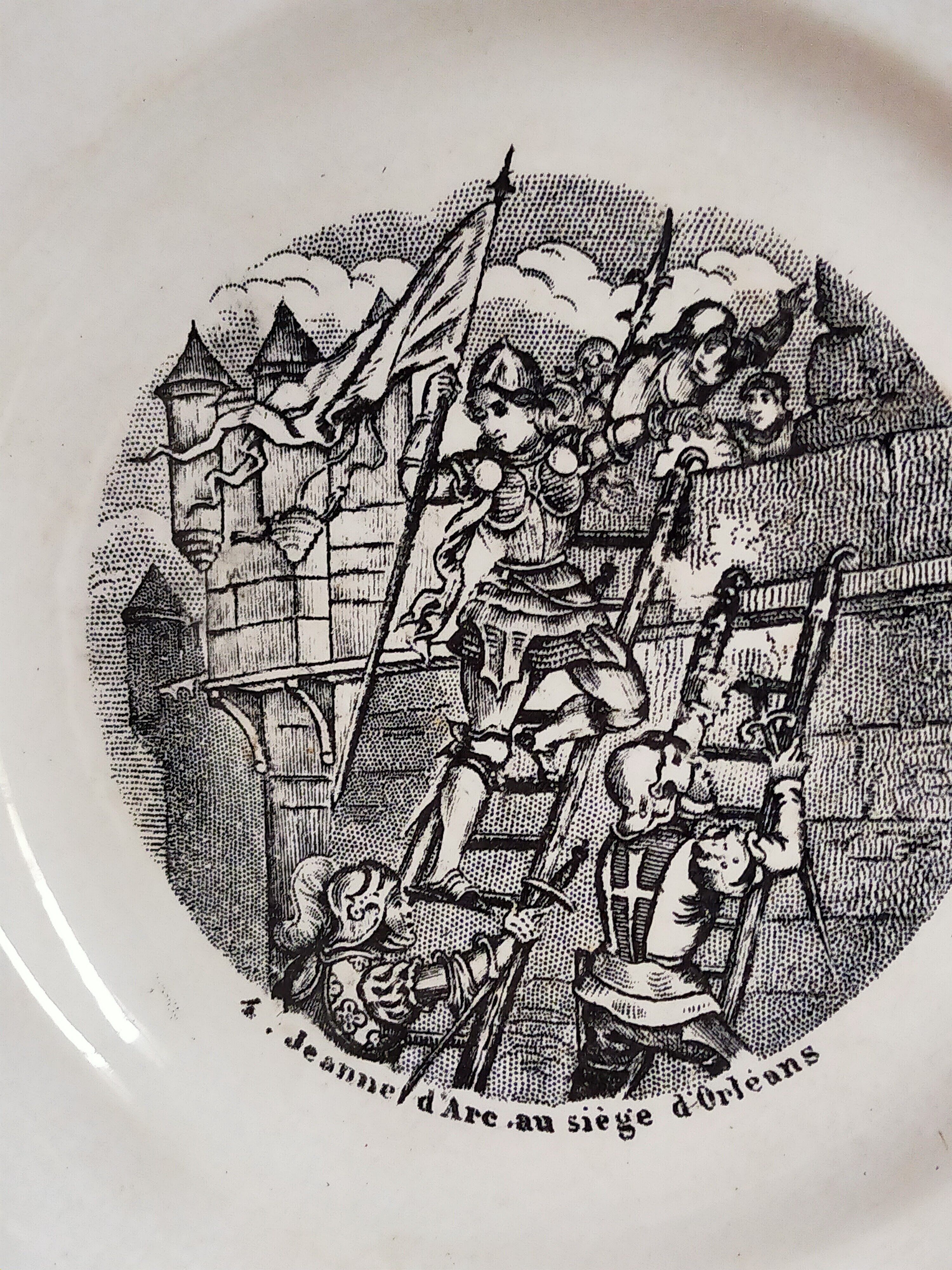 Six speaking dessert plates from Choisy-le-Roi