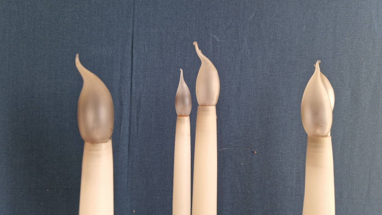 Paire de chandelier en métal argenté