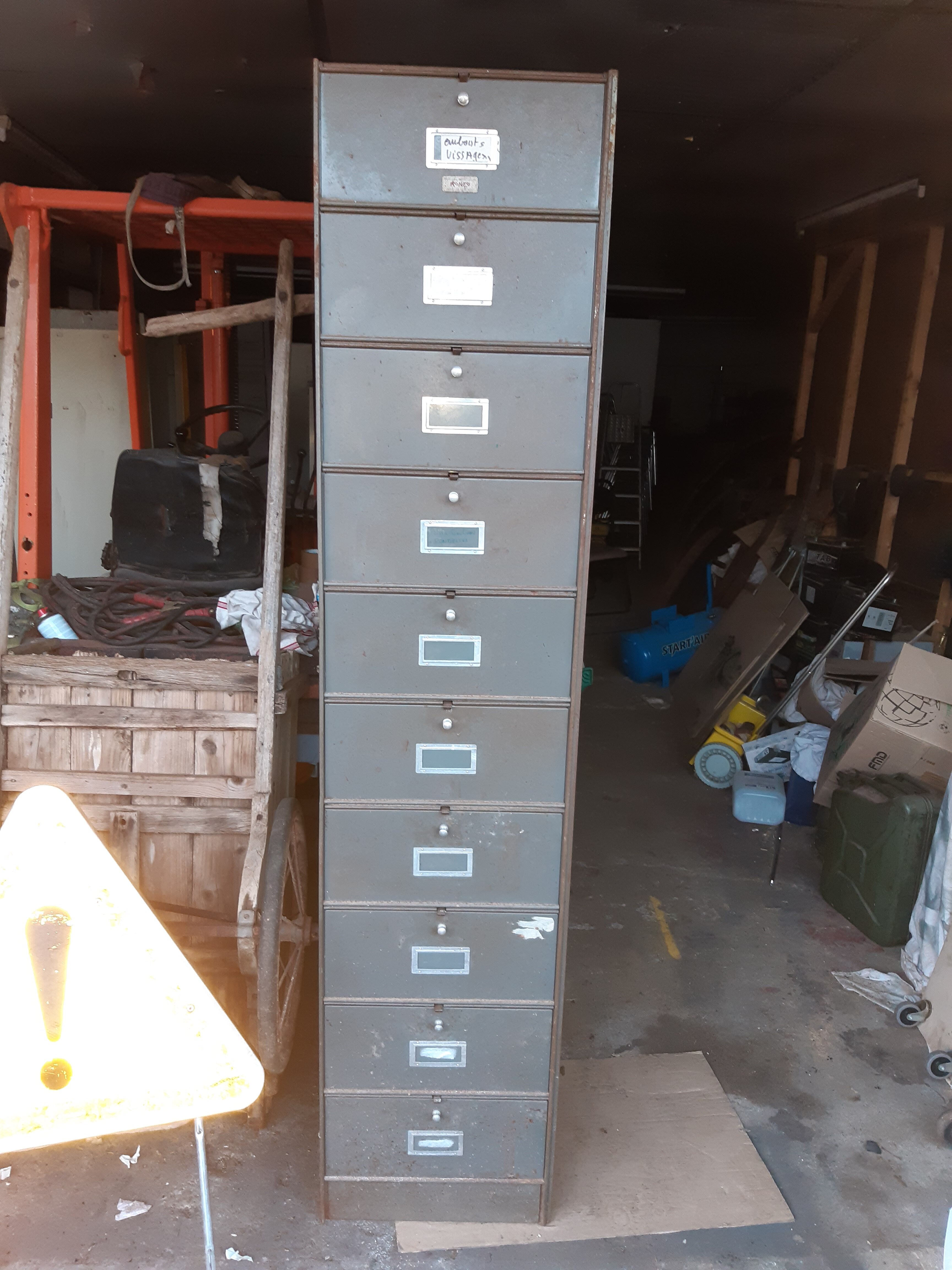 Roneo clamshell filing cabinet