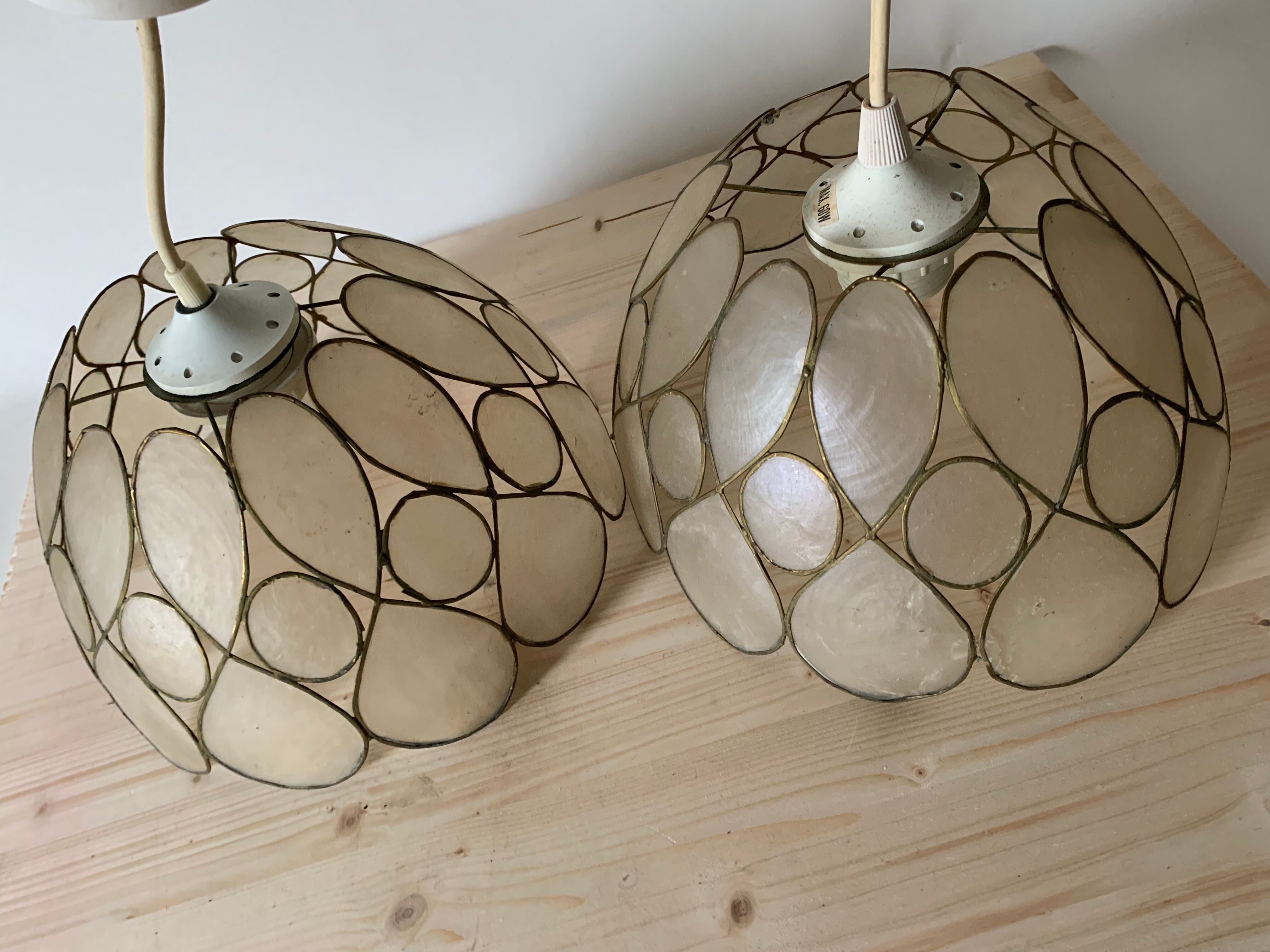 Vintage mother-of-pearl pendant lamp