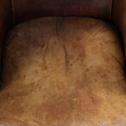 Fauteuil club en cuir de mouton vintage