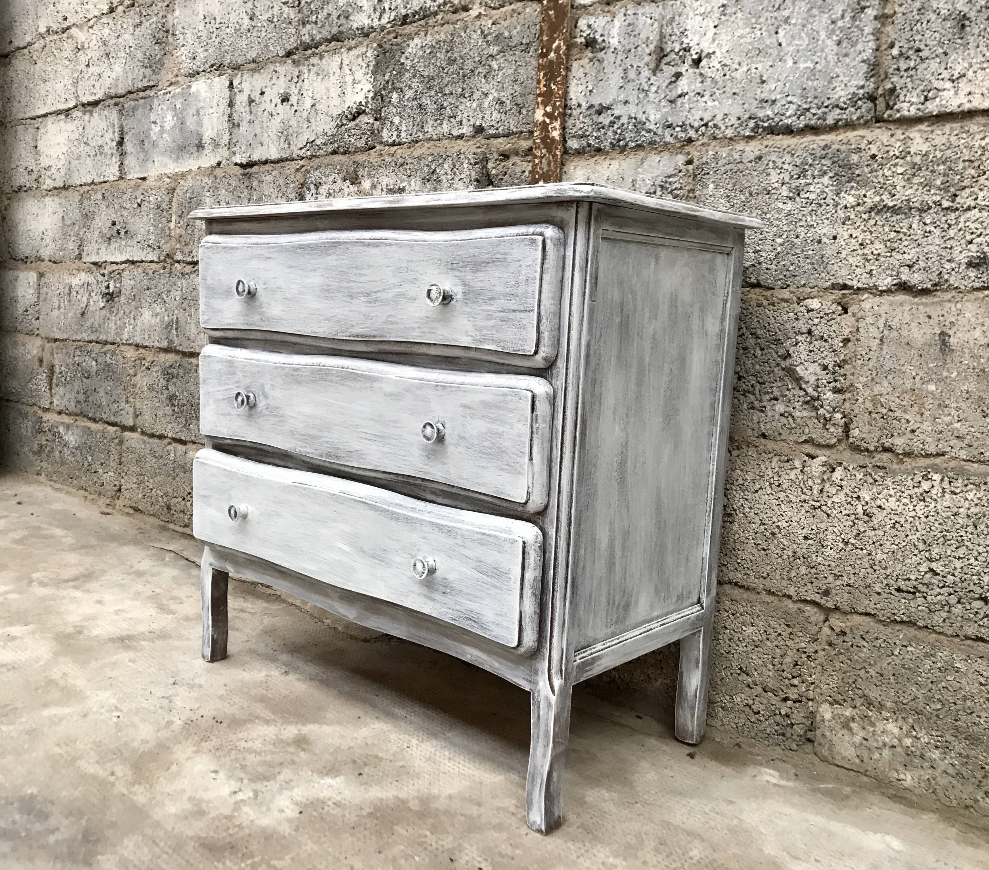 Commode en bois blanche et grise patinée vintage années 70