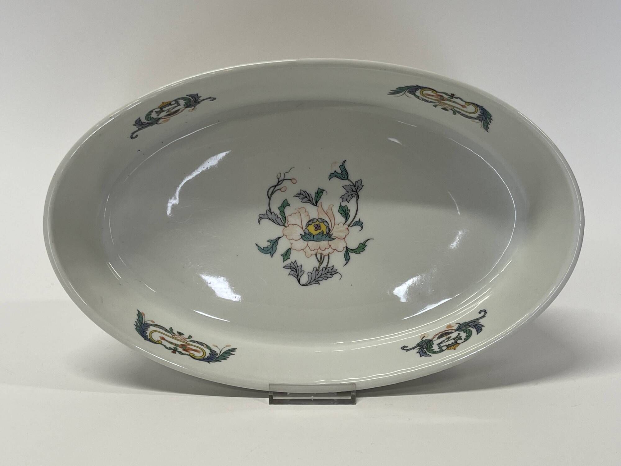 Set of 3 porcelain dishes from Paris, Poppy decoration model.