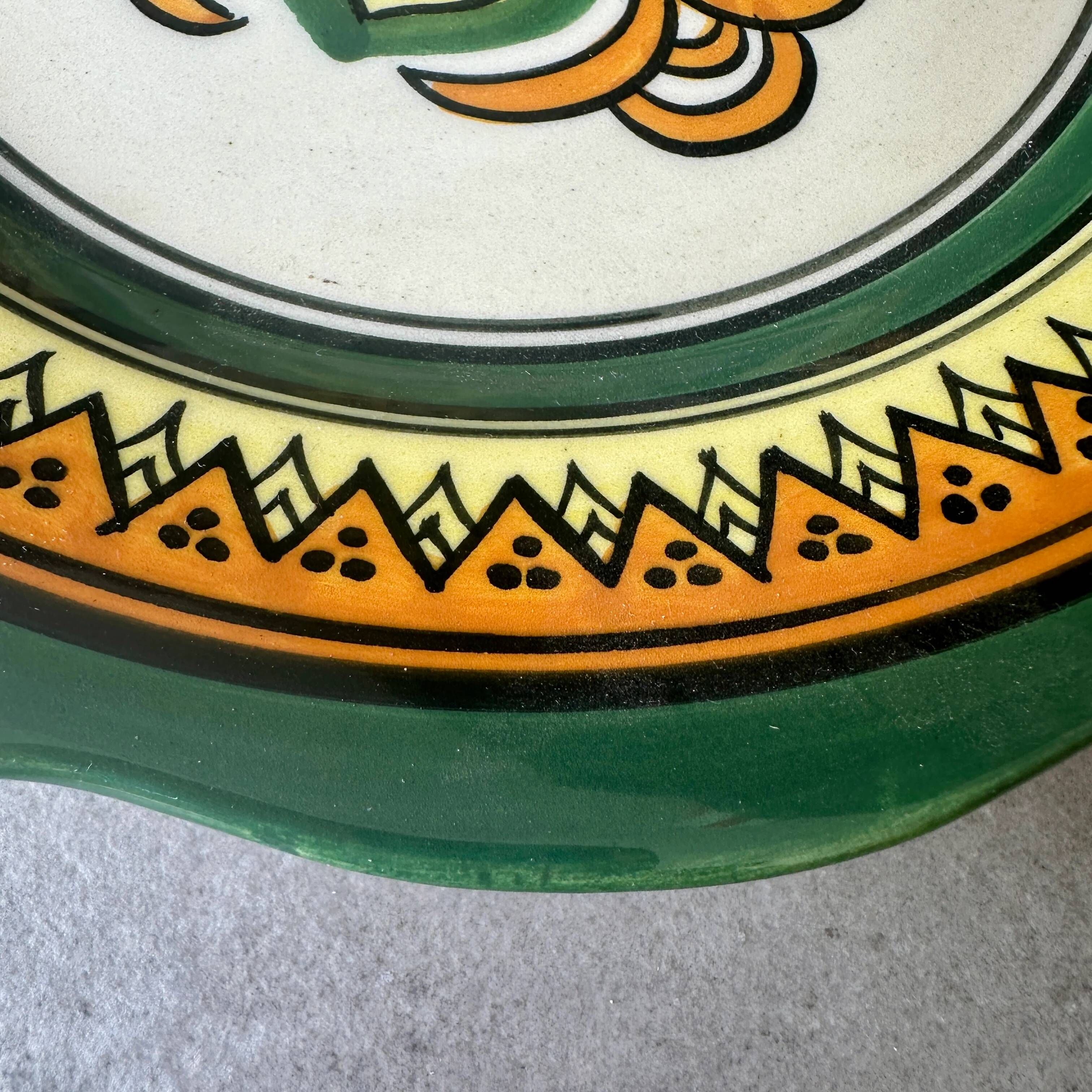 Henriot Quimper Breton earthenware plate – green-yellow-orange geometric pattern – Ø 24 cm