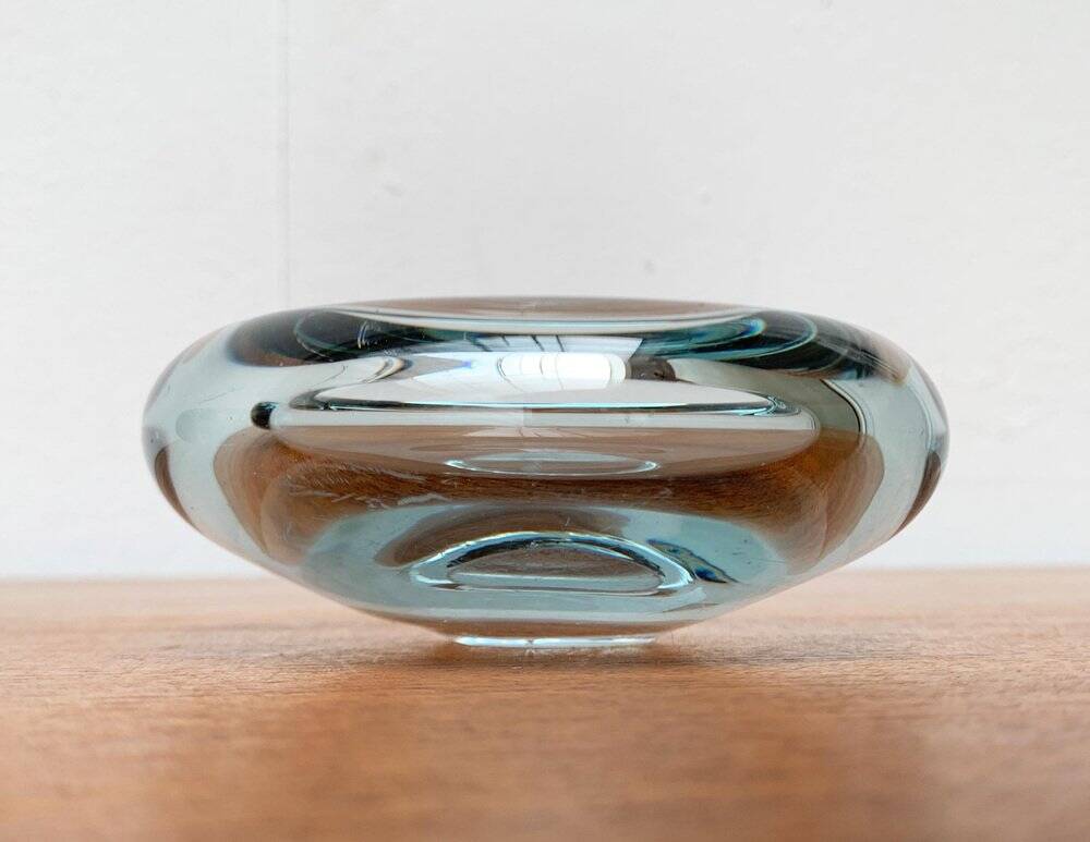 Set of 2 Danish glass bowls from the mid-century by Per Lütken for Holmegaard, 1960s.