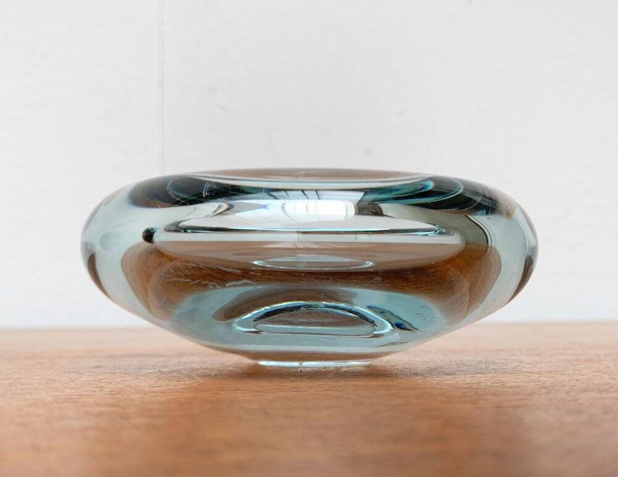 Set of 2 Danish glass bowls from the mid-century by Per Lütken for Holmegaard, 1960s.