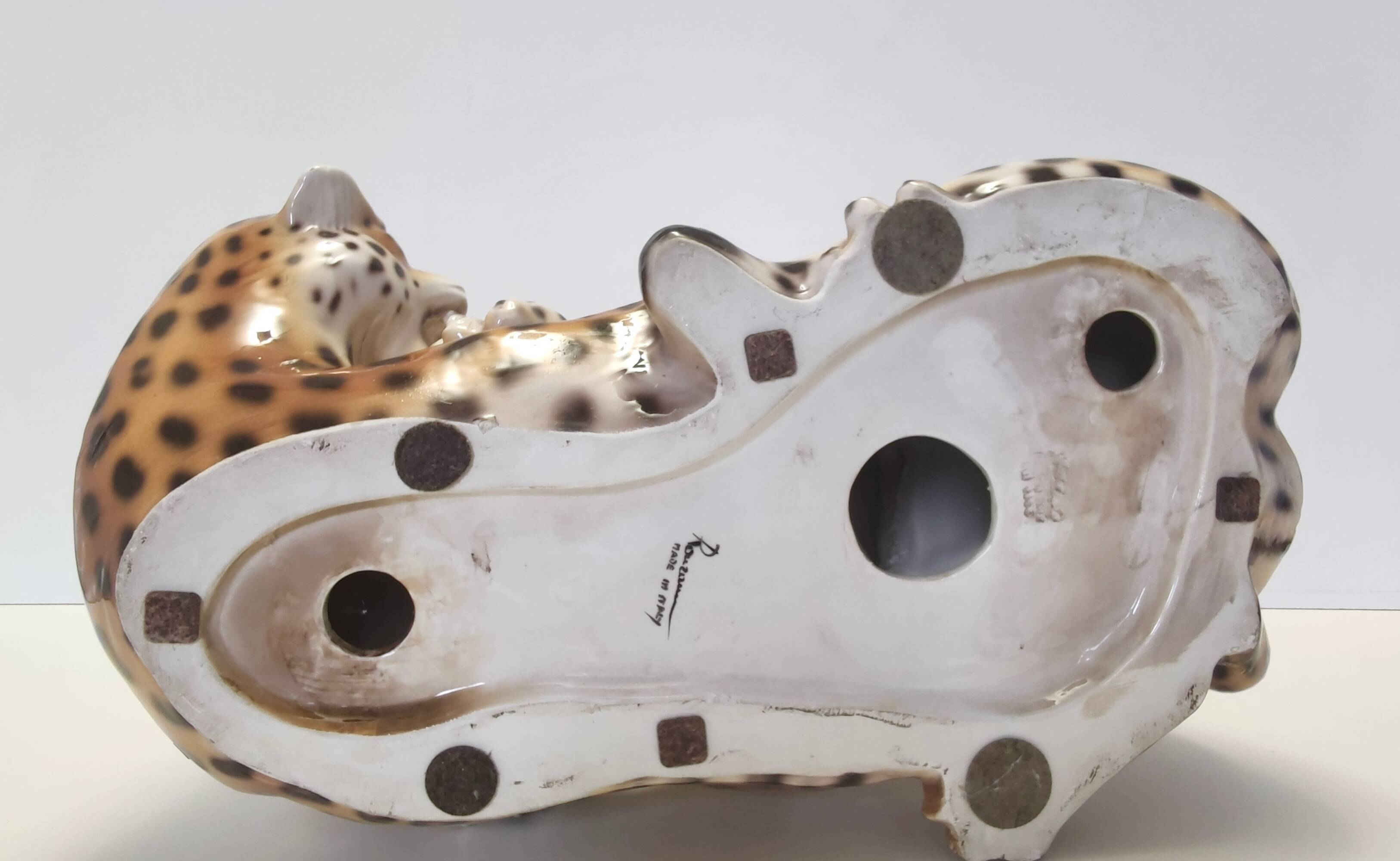 Hand Painted Ceramic Pair of Fighting Jaguars by Giovanni Ronzan, Italy